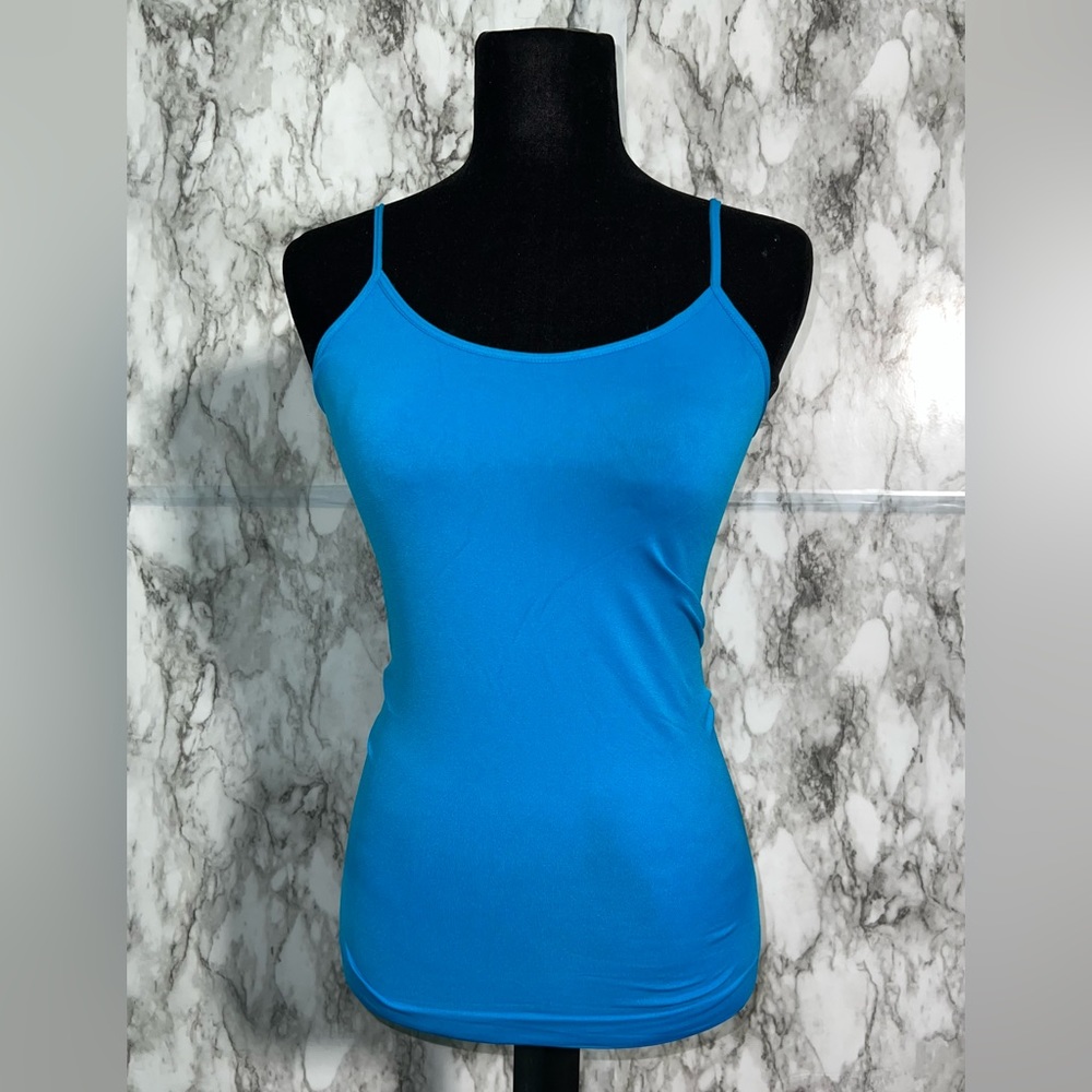 Mopas Women's Scoop Neck Adjustable Spaghetti Strap One Size Camisole Tank Top
